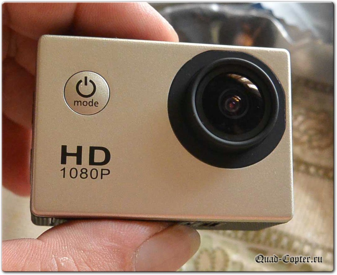 Камера SJ4000 в руках